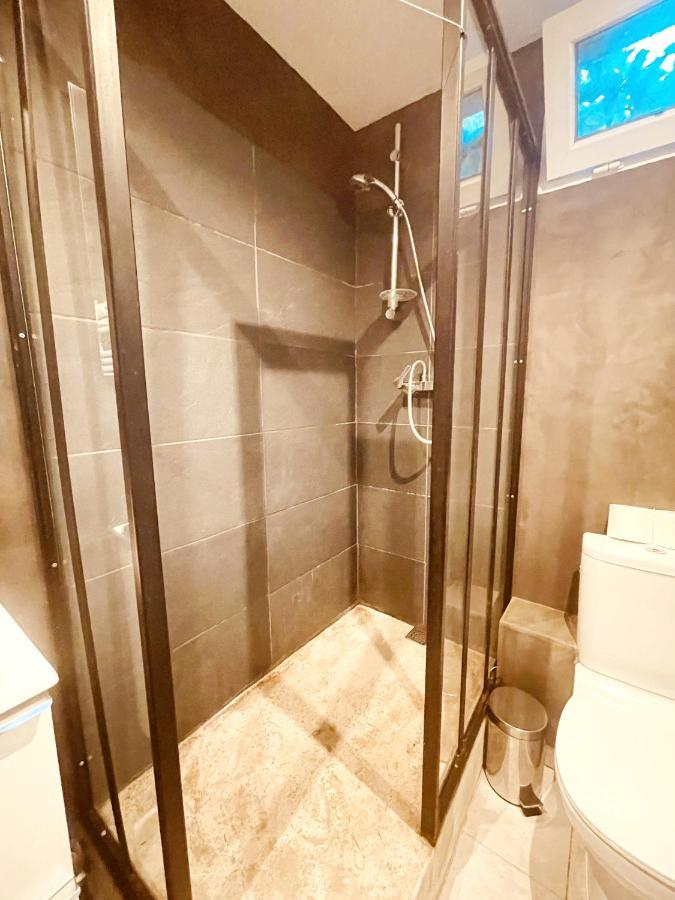 Superbe Appartement Boheme Dans Les Vignes Nîmes Buitenkant foto